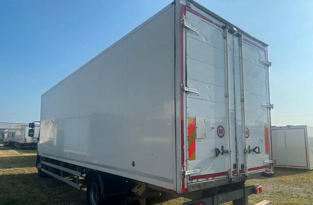 DAF LF 55.220 FURGONE 8 MT. - Camion fourgon: photos 4 DAF LF 55.220 FURGONE 8 MT. - Camion fourgon: photos 4