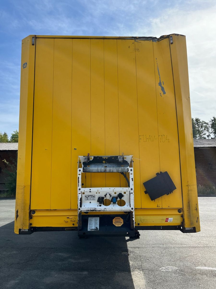 Krone SD/DA03LNF Koffer/TÜV03-2026/Payload-27607kg - Semi-remorque fourgon: photos 2 Krone SD/DA03LNF Koffer/TÜV03-2026/Payload-27607kg - Semi-remorque fourgon: photos 2
