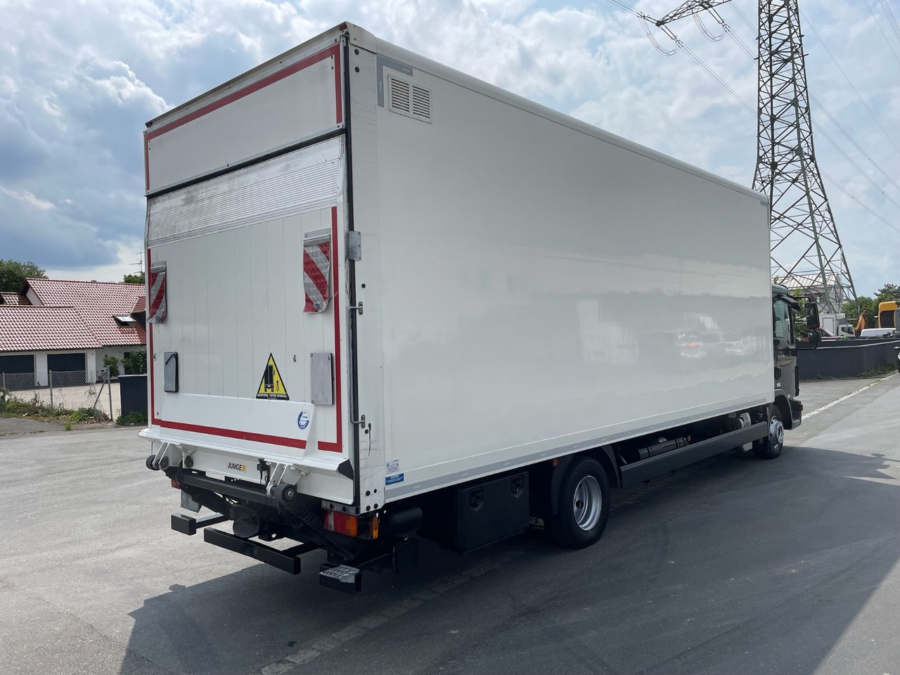 MAN TGL 12.250 4x2 BL Koffer/LBW/PALFINGER/AC/EU6c - Camion fourgon: photos 5 MAN TGL 12.250 4x2 BL Koffer/LBW/PALFINGER/AC/EU6c - Camion fourgon: photos 5