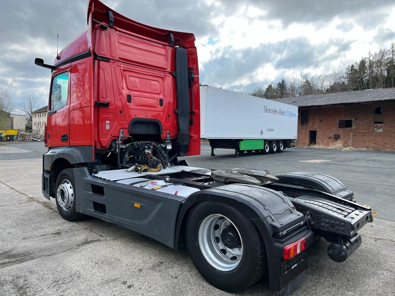 Mercedes-Benz Actros 1843/Retarder/Mirror Cam/Spoilers/MJ 2021 - Tracteur routier: photos 4 Mercedes-Benz Actros 1843/Retarder/Mirror Cam/Spoilers/MJ 2021 - Tracteur routier: photos 4