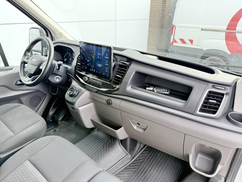 Fourgon utilitaire, Utilitaire électrique Ford E-Transit 390 75kWh 184PK Elektrisch 75kWh 334km WLTP BEV Snelladen L2H2 Climate Control Tacho Carplay Camera Stoelverwarming Parkeersensoren voor achter: photos 9 Fourgon utilitaire, Utilitaire électrique Ford E-Transit 390 75kWh 184PK Elektrisch 75kWh 334km WLTP BEV Snelladen L2H2 Climate Control Tacho Carplay Camera Stoelverwarming Parkeersensoren voor achter: photos 9