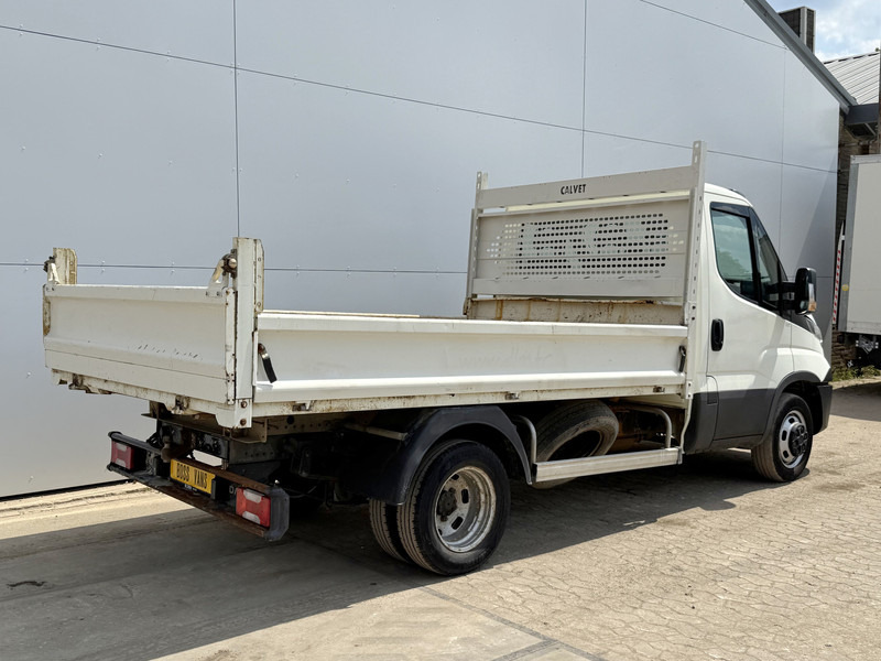 Iveco Daily 35C12 2.3 Kipper Dubbellucht Trekhaak Airco Cruise Control Lucht Geveerde Stoel - Véhicule utilitaire benne: photos 4 Iveco Daily 35C12 2.3 Kipper Dubbellucht Trekhaak Airco Cruise Control Lucht Geveerde Stoel - Véhicule utilitaire benne: photos 4