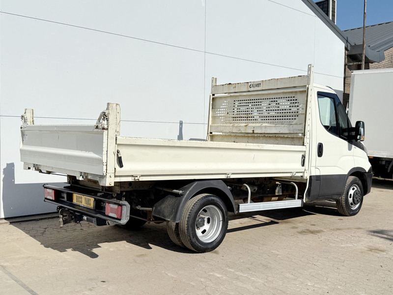 Iveco Daily 35C12 2.3 Kipper Dubbellucht Trekhaak Airco Cruise Control Lucht Geveerde Stoel - Véhicule utilitaire benne: photos 4 Iveco Daily 35C12 2.3 Kipper Dubbellucht Trekhaak Airco Cruise Control Lucht Geveerde Stoel - Véhicule utilitaire benne: photos 4