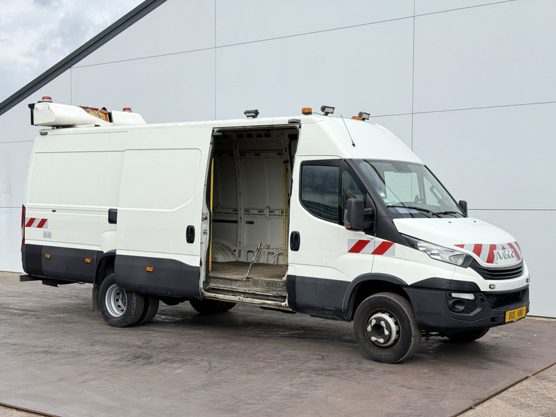 Iveco Daily 70C18 **ENGINE BROKEN** 3.0L L4H2 Dubbellucht Airco Cruise Control Dubbele Schuifdeuren Trekhaak Tachograaf - Fourgon utilitaire: photos 5 Iveco Daily 70C18 **ENGINE BROKEN** 3.0L L4H2 Dubbellucht Airco Cruise Control Dubbele Schuifdeuren Trekhaak Tachograaf - Fourgon utilitaire: photos 5