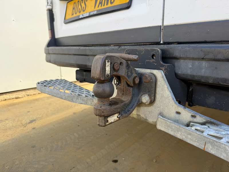 Fourgon utilitaire MAN TGE 3.140 2.0 TDI L3H3 Airco Cruise Control Trekhaak Carplay Navigatie Parkeersensoren voor achter: photos 19