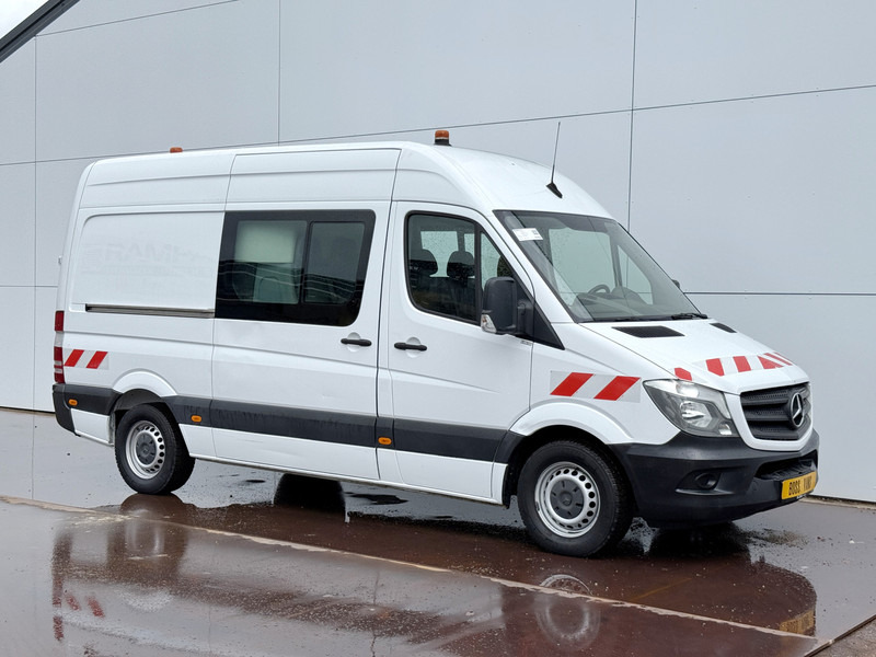 Mercedes-Benz Sprinter 314 2.2 CDI Dubbele Cabine 7 Stoelen L2H2 Climate Control Cruise Control 3.5t Trekhaak - Fourgonnette, Utilitaire double cabine: photos 4 Mercedes-Benz Sprinter 314 2.2 CDI Dubbele Cabine 7 Stoelen L2H2 Climate Control Cruise Control 3.5t Trekhaak - Fourgonnette, Utilitaire double cabine: photos 4
