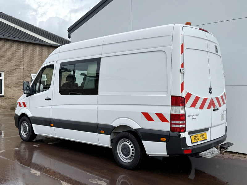 Mercedes-Benz Sprinter 314 2.2 CDI Dubbele Cabine 7 Stoelen L2H2 Climate Control Cruise Control 3.5t Trekhaak - Fourgonnette, Utilitaire double cabine: photos 2 Mercedes-Benz Sprinter 314 2.2 CDI Dubbele Cabine 7 Stoelen L2H2 Climate Control Cruise Control 3.5t Trekhaak - Fourgonnette, Utilitaire double cabine: photos 2