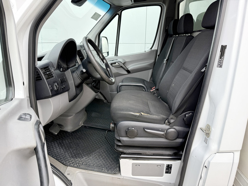 Mercedes-Benz Sprinter 316 2.2 CDI Automaat Laadklep Lane Assist Standkachel Climate Control Bakwagen Meubelbak - Fourgon: photos 5 Mercedes-Benz Sprinter 316 2.2 CDI Automaat Laadklep Lane Assist Standkachel Climate Control Bakwagen Meubelbak - Fourgon: photos 5
