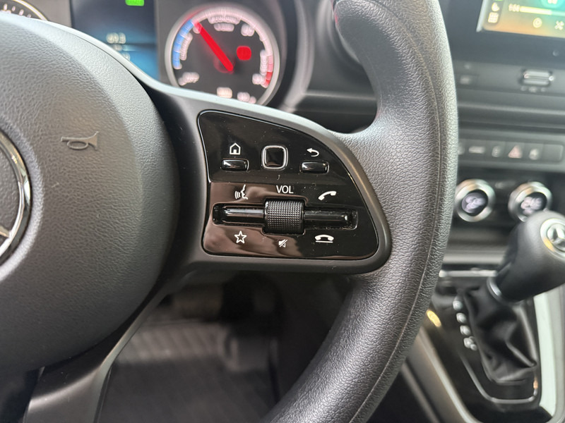Fourgonnette, Utilitaire électrique Mercedes-Benz eCitan 112 Pro L1 Elektrisch 51kWh 284km WLTP LED Cruise Control Climate Control Carplay Parkeersensoren Achter: photos 20 Fourgonnette, Utilitaire électrique Mercedes-Benz eCitan 112 Pro L1 Elektrisch 51kWh 284km WLTP LED Cruise Control Climate Control Carplay Parkeersensoren Achter: photos 20