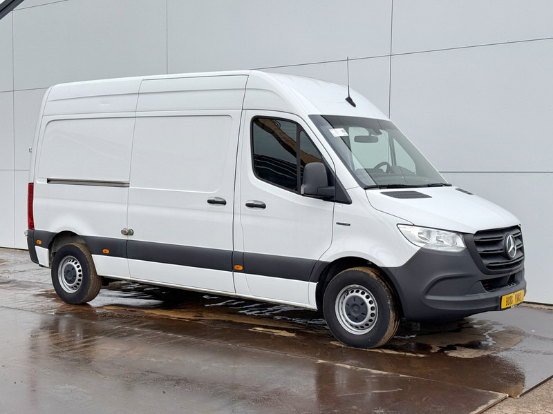 Mercedes-Benz eSprinter 112 L2H2 100% Elektrisch 55kWh 168km WLTP 80kw Snelladen Climate Control Camera Stoelverwarming - Fourgon utilitaire, Utilitaire électrique: photos 4 Mercedes-Benz eSprinter 112 L2H2 100% Elektrisch 55kWh 168km WLTP 80kw Snelladen Climate Control Camera Stoelverwarming - Fourgon utilitaire, Utilitaire électrique: photos 4