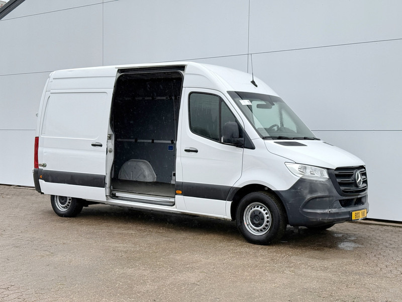 Mercedes-Benz eSprinter 312 ALL-IN PRIJS L2H2 55kWh 168km WLTP 80kw Snelladen Climate Control Camera Stoelverwarming Laadkabel - Fourgon utilitaire, Utilitaire électrique: photos 5 Mercedes-Benz eSprinter 312 ALL-IN PRIJS L2H2 55kWh 168km WLTP 80kw Snelladen Climate Control Camera Stoelverwarming Laadkabel - Fourgon utilitaire, Utilitaire électrique: photos 5