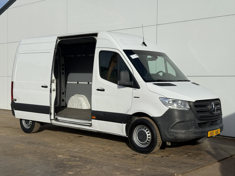 Mercedes-Benz eSprinter 312 ALL-IN PRIJS L2H2 55kWh 168km WLTP 80kw Snelladen Climate Control Camera Stoelverwarming - Fourgon utilitaire, Utilitaire électrique: photos 5 Mercedes-Benz eSprinter 312 ALL-IN PRIJS L2H2 55kWh 168km WLTP 80kw Snelladen Climate Control Camera Stoelverwarming - Fourgon utilitaire, Utilitaire électrique: photos 5