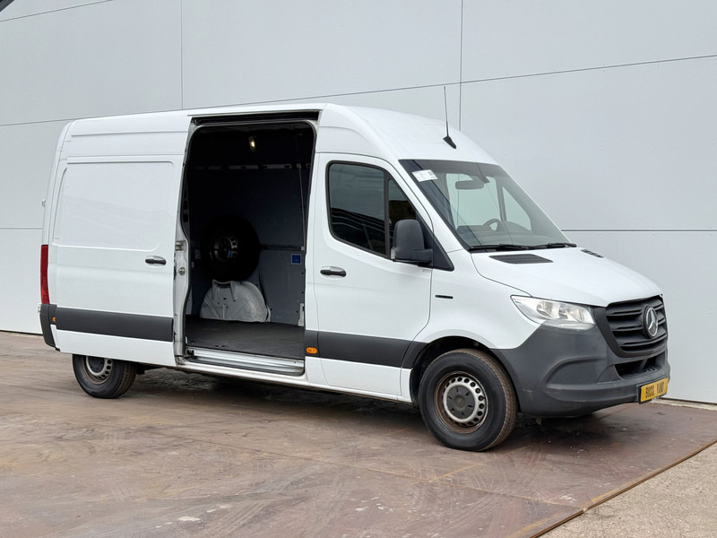 Mercedes-Benz eSprinter 312 L2H2 Elektrisch 41kWh 120km WLTP Climate Control Camera Stoelverwarming - Fourgon utilitaire, Utilitaire électrique: photos 5 Mercedes-Benz eSprinter 312 L2H2 Elektrisch 41kWh 120km WLTP Climate Control Camera Stoelverwarming - Fourgon utilitaire, Utilitaire électrique: photos 5