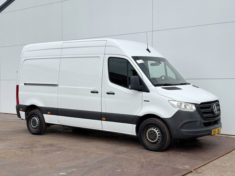 Mercedes-Benz eSprinter 312 L2H2 Elektrisch 41kWh 120km WLTP Climate Control Camera Stoelverwarming - Fourgon utilitaire, Utilitaire électrique: photos 4 Mercedes-Benz eSprinter 312 L2H2 Elektrisch 41kWh 120km WLTP Climate Control Camera Stoelverwarming - Fourgon utilitaire, Utilitaire électrique: photos 4