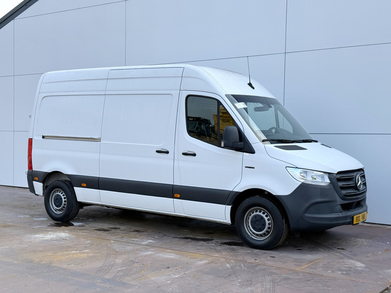 Mercedes-Benz eSprinter 312 L2H2 Elektrisch 41kWh 120km WLTP Climate Control Camera Stoelverwarming - Fourgon utilitaire, Utilitaire électrique: photos 4 Mercedes-Benz eSprinter 312 L2H2 Elektrisch 41kWh 120km WLTP Climate Control Camera Stoelverwarming - Fourgon utilitaire, Utilitaire électrique: photos 4