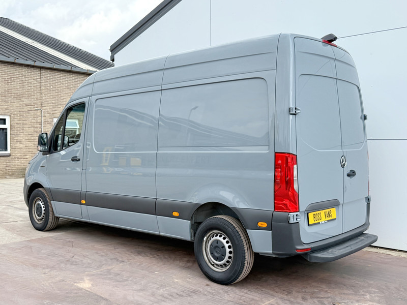 Mercedes-Benz eSprinter 312 L2H2 Elektrisch 41kWh 135km WLTP Climate Control Camera Stoelverwarming - Fourgon utilitaire, Utilitaire électrique: photos 2 Mercedes-Benz eSprinter 312 L2H2 Elektrisch 41kWh 135km WLTP Climate Control Camera Stoelverwarming - Fourgon utilitaire, Utilitaire électrique: photos 2