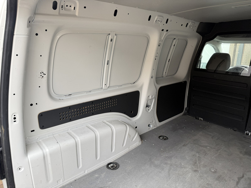 Fourgonnette, Utilitaire électrique Volkswagen E-Caddy 113PK L2H1 Elektrisch Caddy ABT Maxi 37,3kWh 159km WLTP Trekhaak Airco Stoelverwarming Parkeersensoren Achter: photos 13