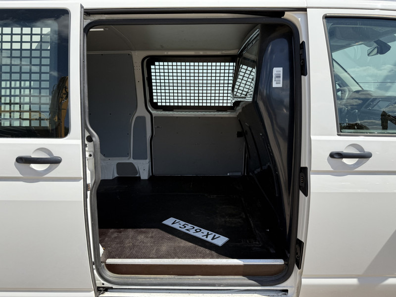 Fourgonnette Volkswagen Transporter 2.0 TDI 150pk L2H1 Automaat 2x Schuif Trekhaak Navigatie Apple / Android Carplay APK 03-26: photos 12