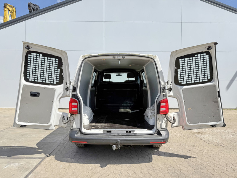 Fourgonnette Volkswagen Transporter 2.0 TDI 150pk L2H1 Automaat 2x Schuif Trekhaak Navigatie Apple / Android Carplay APK 03-26: photos 13