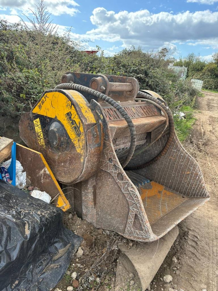 MB Crusher BF 80.3 - Concasseur: photos 1 MB Crusher BF 80.3 - Concasseur: photos 1