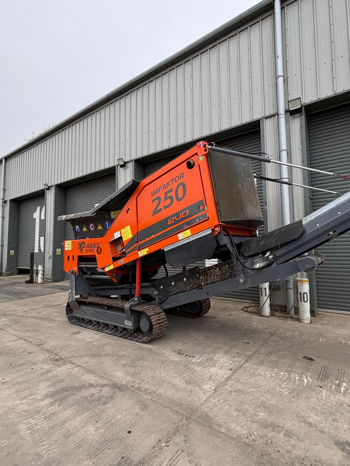 Broyeur industriel Arjes Impaktor 250: photos 9 Broyeur industriel Arjes Impaktor 250: photos 9