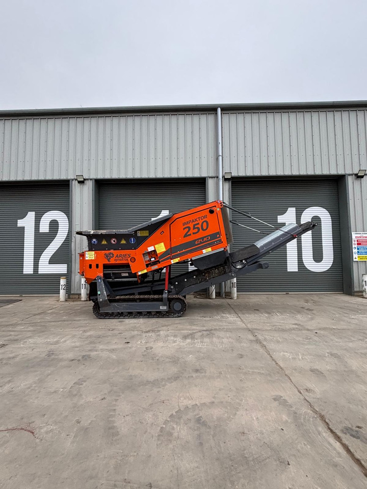 Broyeur industriel Arjes Impaktor 250: photos 6 Broyeur industriel Arjes Impaktor 250: photos 6