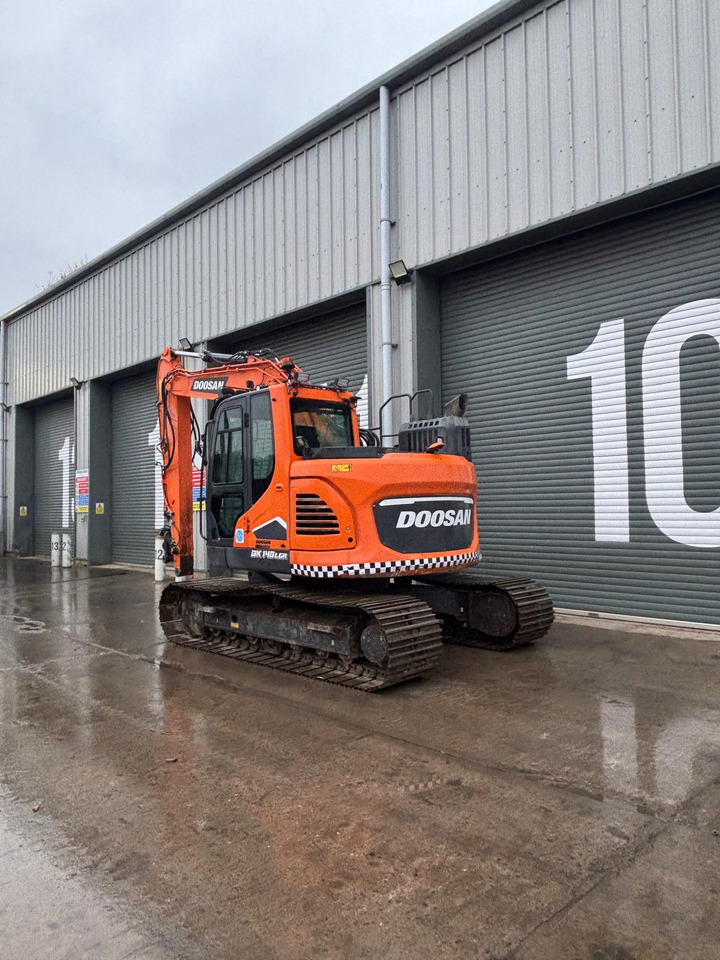 Doosan DX140LCR - Pelle sur chenille: photos 3 Doosan DX140LCR - Pelle sur chenille: photos 3