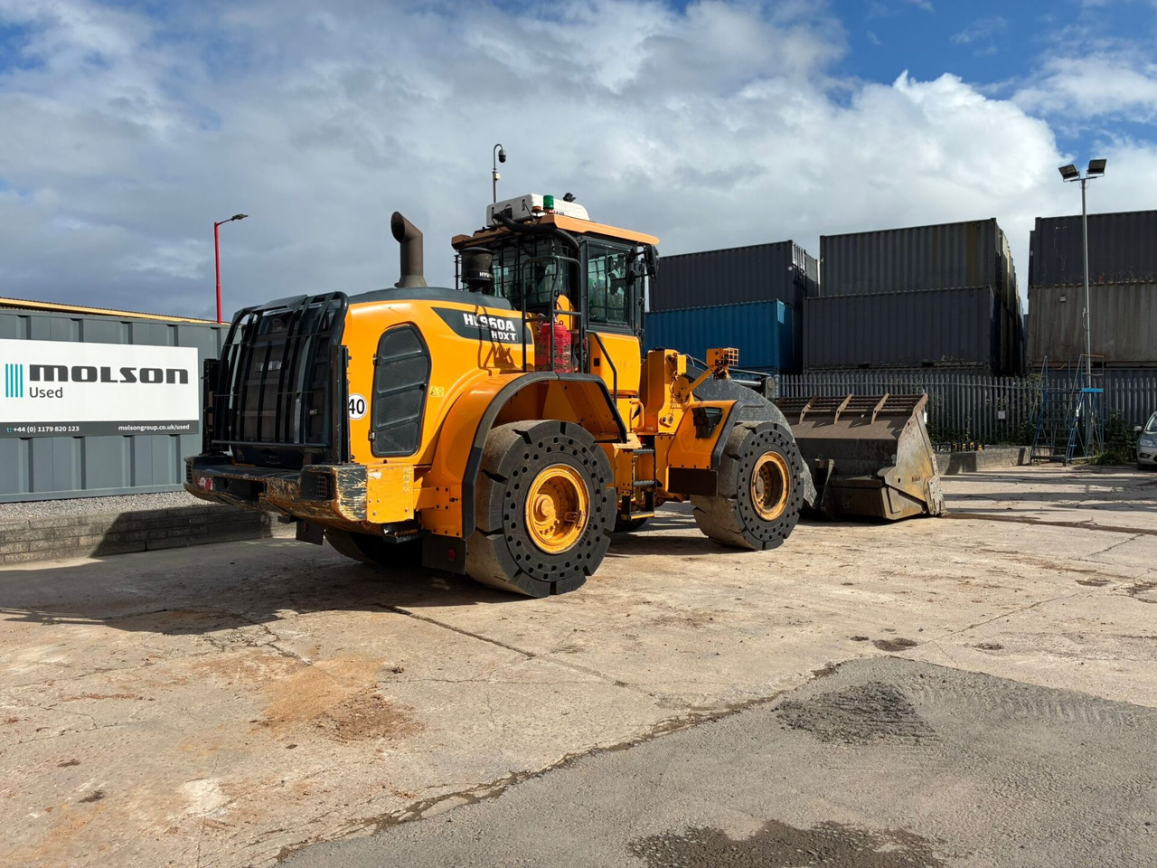 Hyundai HL960AHDXT - Chargeuse sur pneus: photos 5 Hyundai HL960AHDXT - Chargeuse sur pneus: photos 5