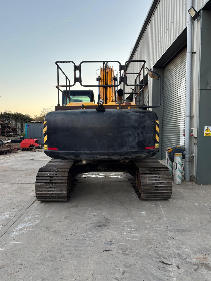 JCB JS220LC 4F - Pelle sur chenille: photos 4 JCB JS220LC 4F - Pelle sur chenille: photos 4