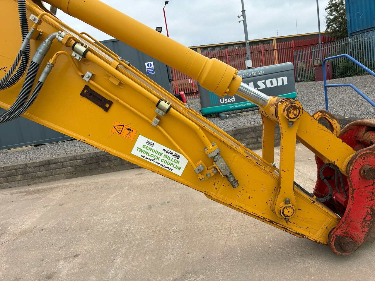 Pelle sur chenille Kobelco SK350LC-10E: photos 12