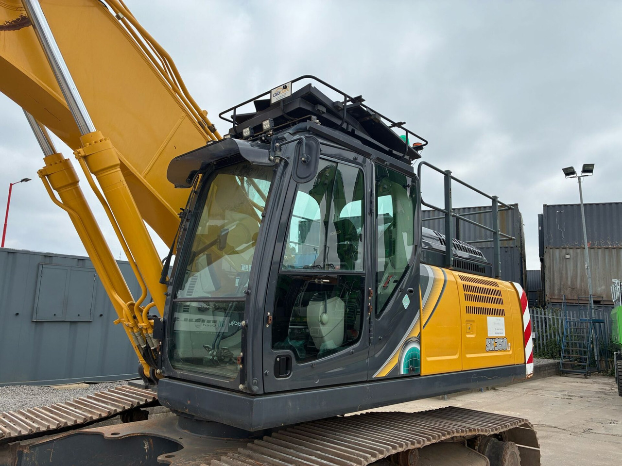 Pelle sur chenille Kobelco SK350LC-10E: photos 18