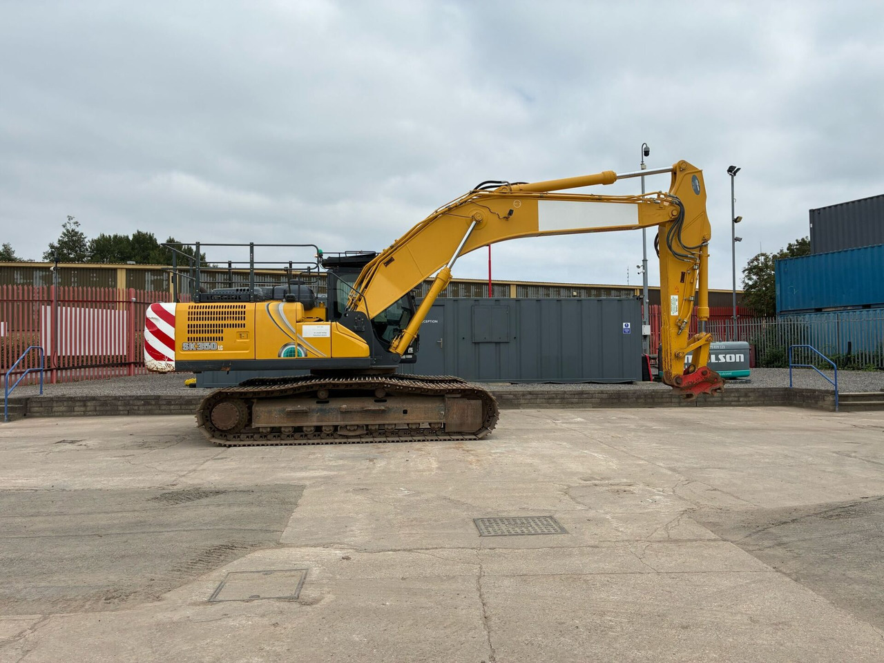 Pelle sur chenille Kobelco SK350LC-10E: photos 6