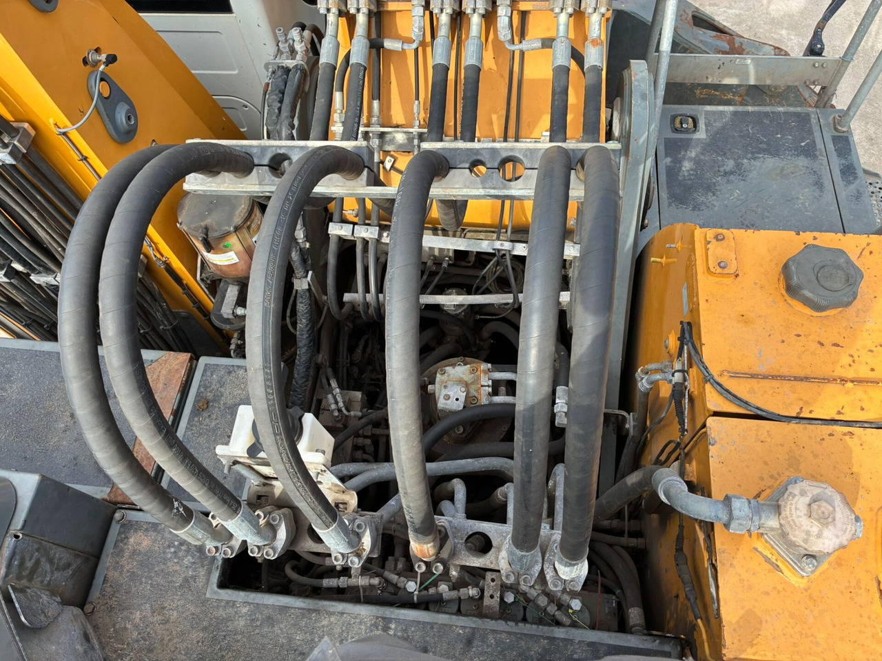 Pelle de manutention Liebherr LH40M: photos 18