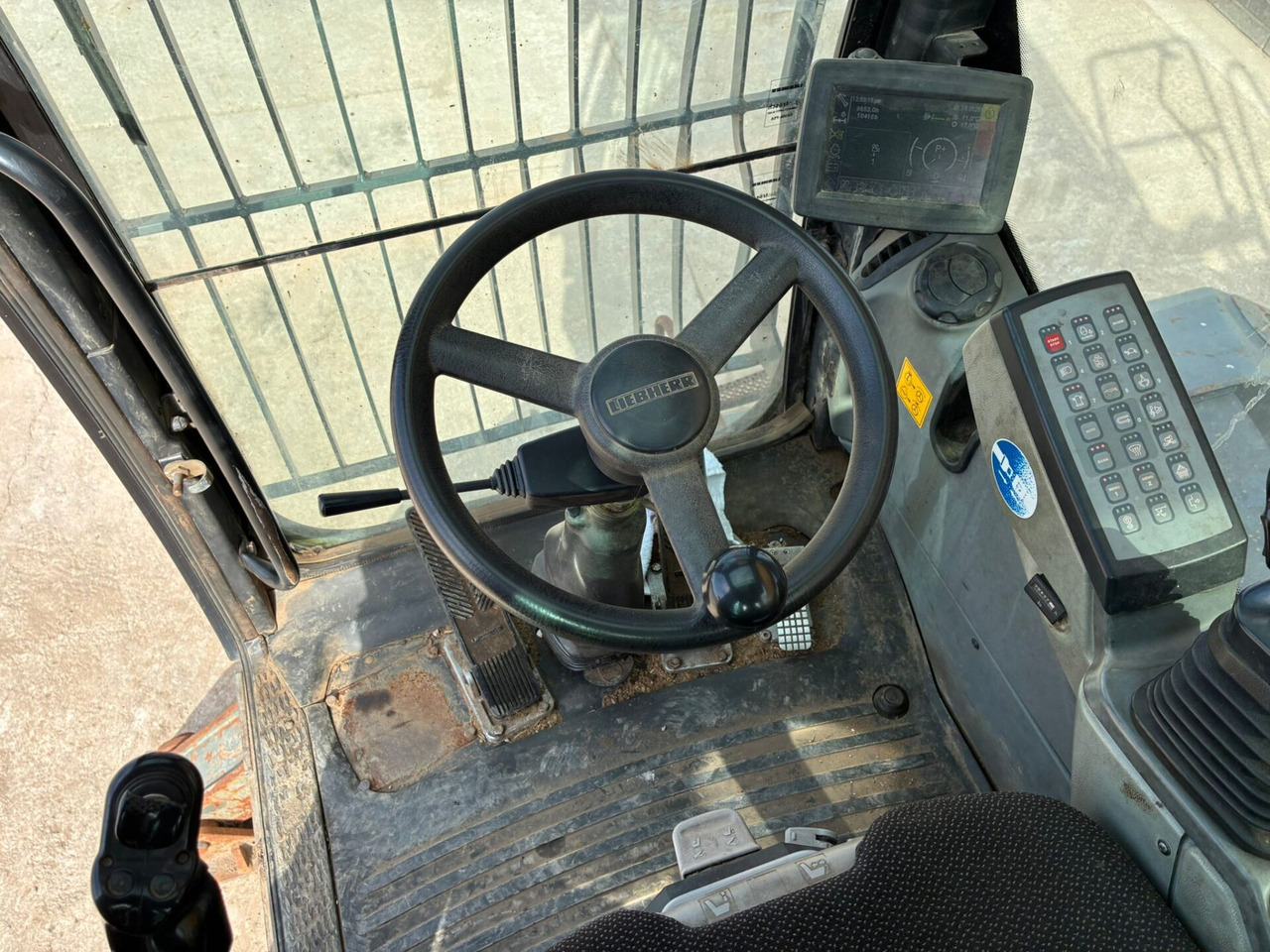 Pelle de manutention Liebherr LH40M: photos 22