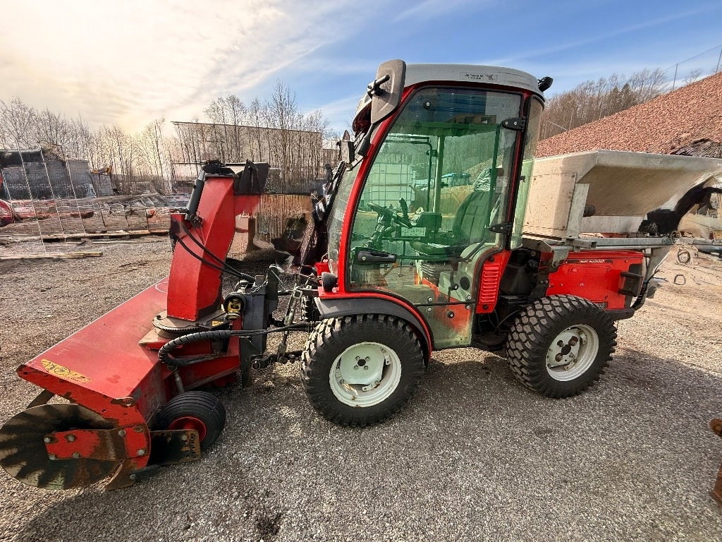 Antonio Carraro SP 5008 - Tracteur communal: photos 1 Antonio Carraro SP 5008 - Tracteur communal: photos 1