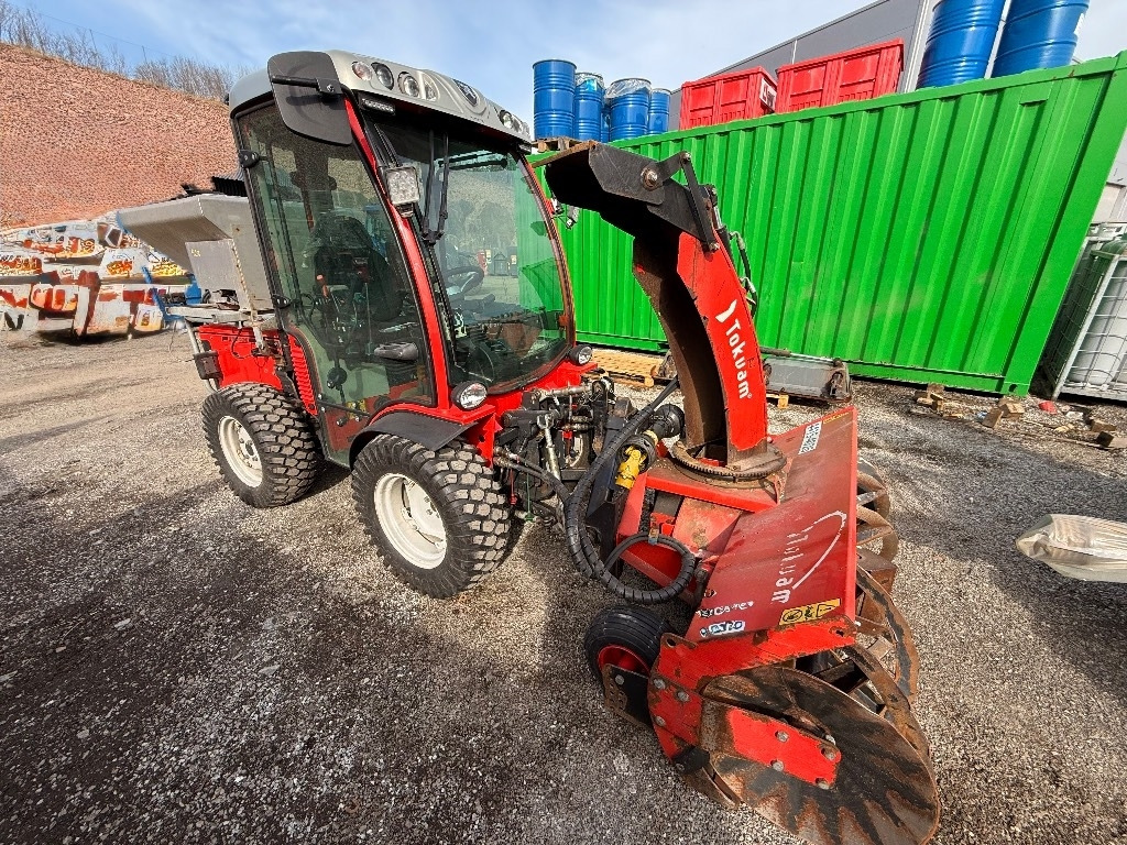 Antonio Carraro SP 5008 - Tracteur communal: photos 4 Antonio Carraro SP 5008 - Tracteur communal: photos 4