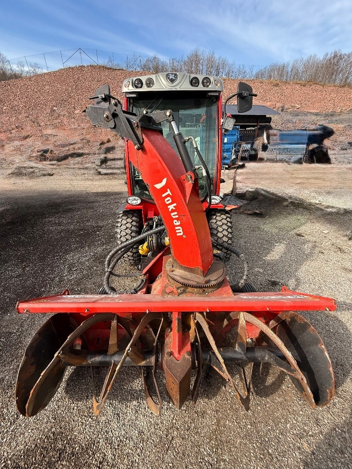Antonio Carraro SP 5008 - Tracteur communal: photos 3 Antonio Carraro SP 5008 - Tracteur communal: photos 3