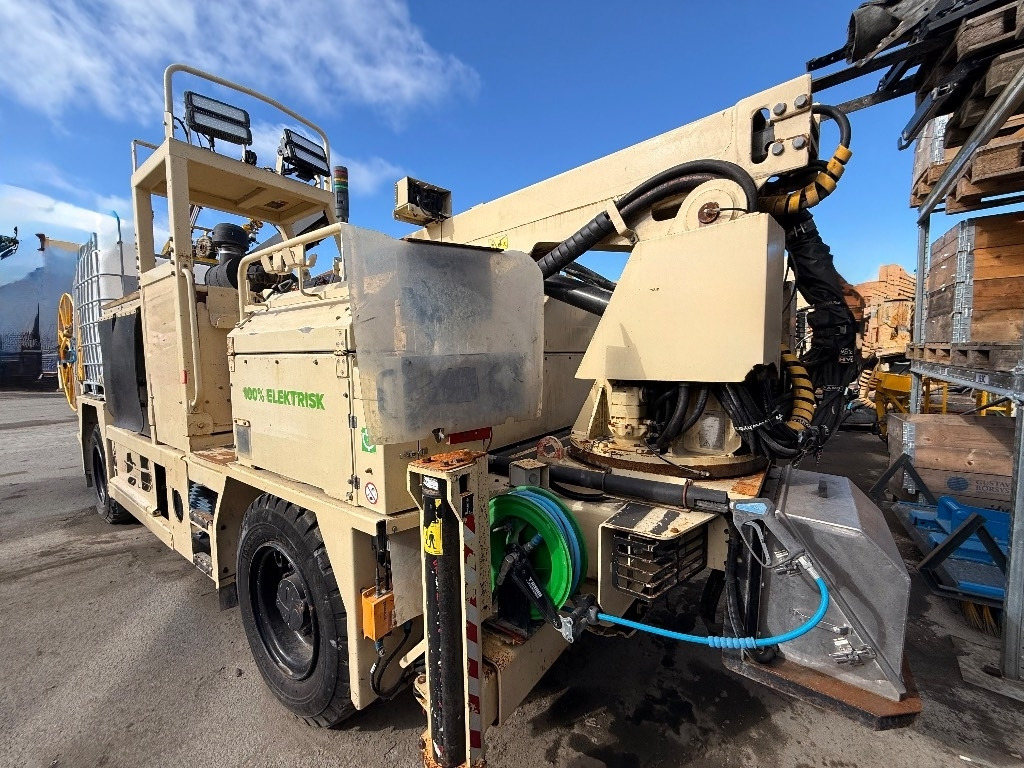 Normet Spraymec  - Matériel de béton: photos 4 Normet Spraymec  - Matériel de béton: photos 4