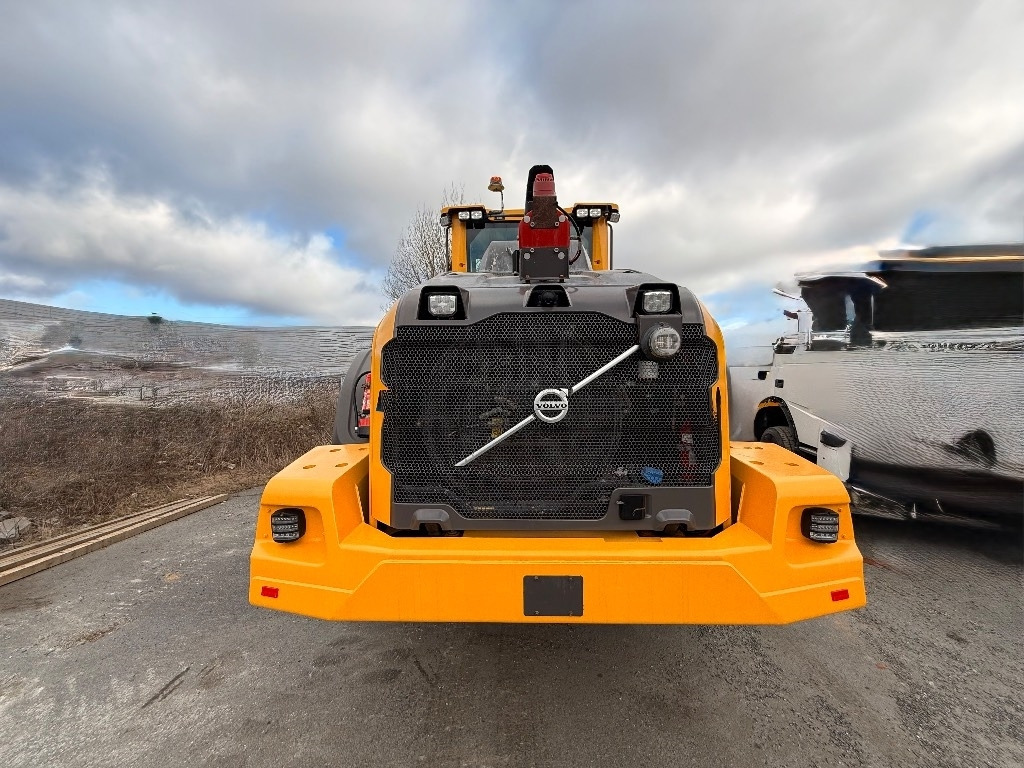 Volvo L 110 H - Chargeuse sur pneus: photos 4 Volvo L 110 H - Chargeuse sur pneus: photos 4