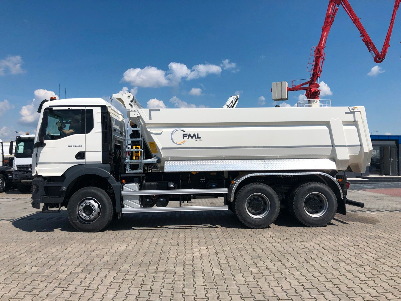 MAN TGS 33.400 6X4 EURO2 FML KIPPER 17,5M3 - Camion benne: photos 4 MAN TGS 33.400 6X4 EURO2 FML KIPPER 17,5M3 - Camion benne: photos 4