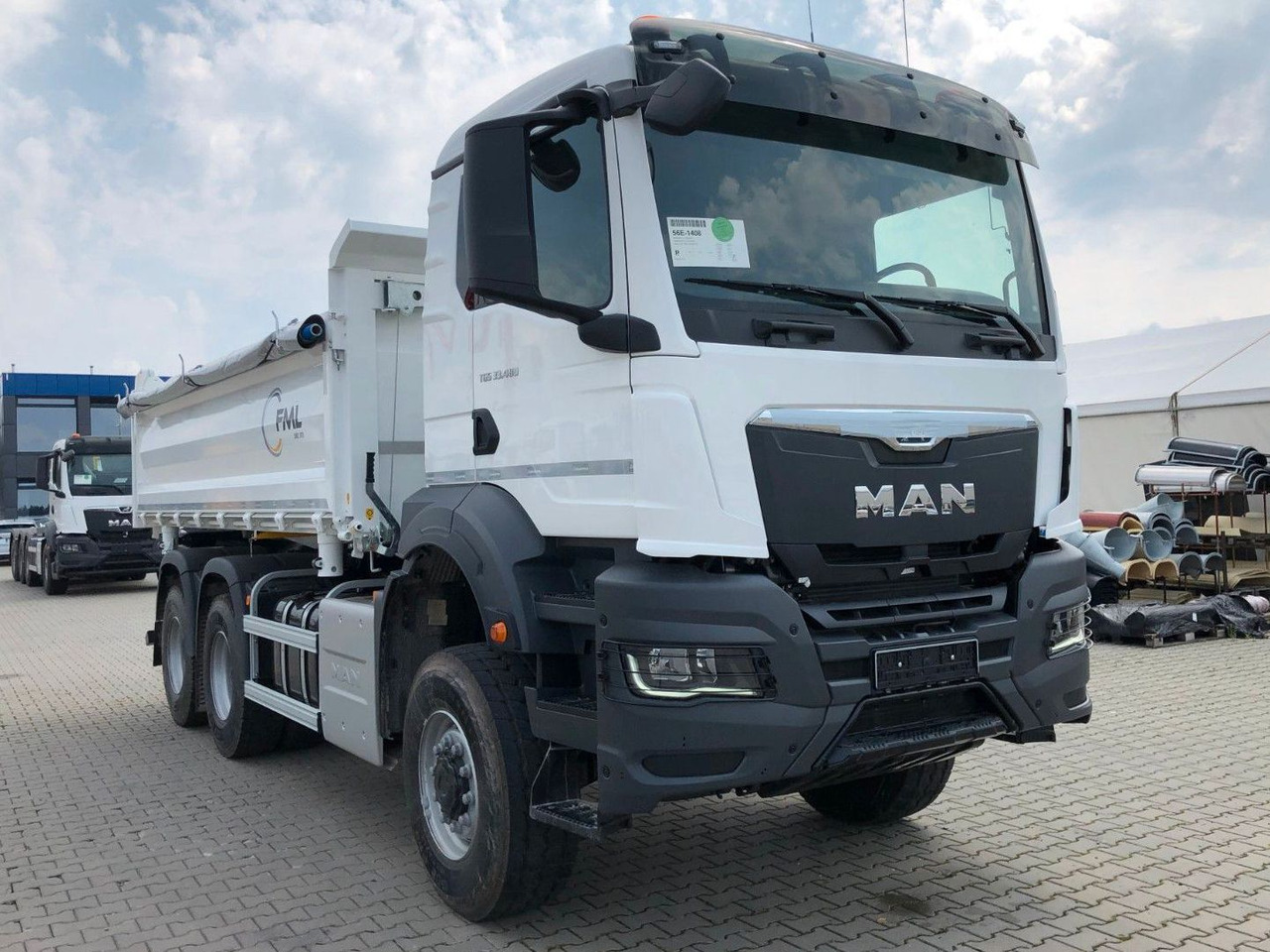 MAN TGS 33.480 6X6 FML Dreiseitenkipper - Camion benne: photos 1 MAN TGS 33.480 6X6 FML Dreiseitenkipper - Camion benne: photos 1