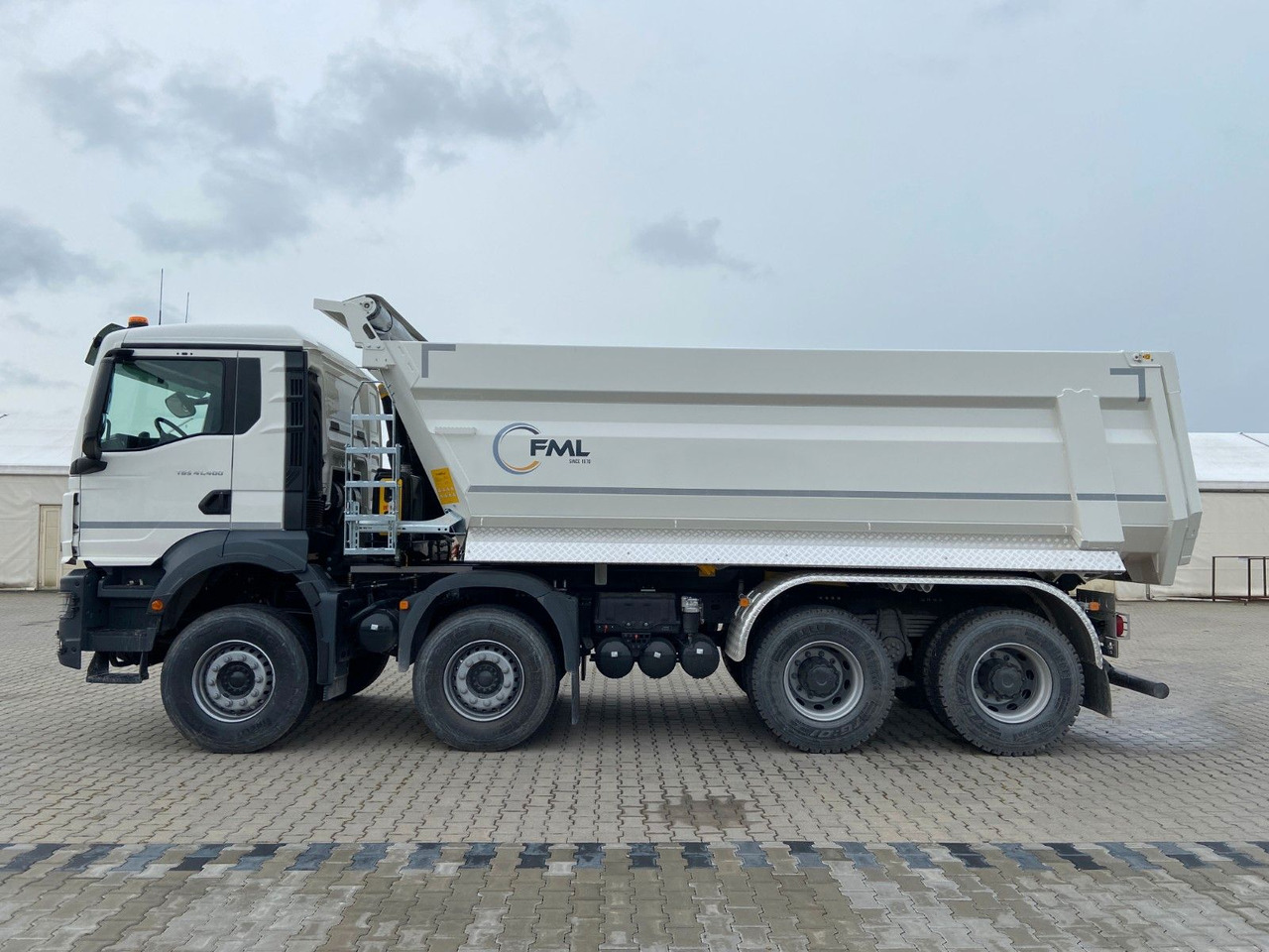 MAN TGS 41.400 8x4 EURO2 FML KIPPER 21M3 - Camion benne: photos 4 MAN TGS 41.400 8x4 EURO2 FML KIPPER 21M3 - Camion benne: photos 4
