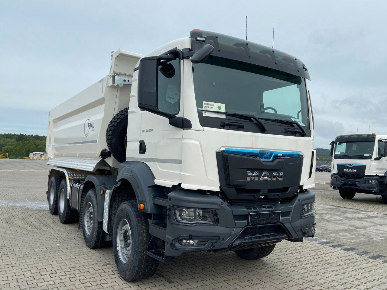 MAN TGS 41.400 8x4 EURO2 FML KIPPER 21M3 - Camion benne: photos 1 MAN TGS 41.400 8x4 EURO2 FML KIPPER 21M3 - Camion benne: photos 1