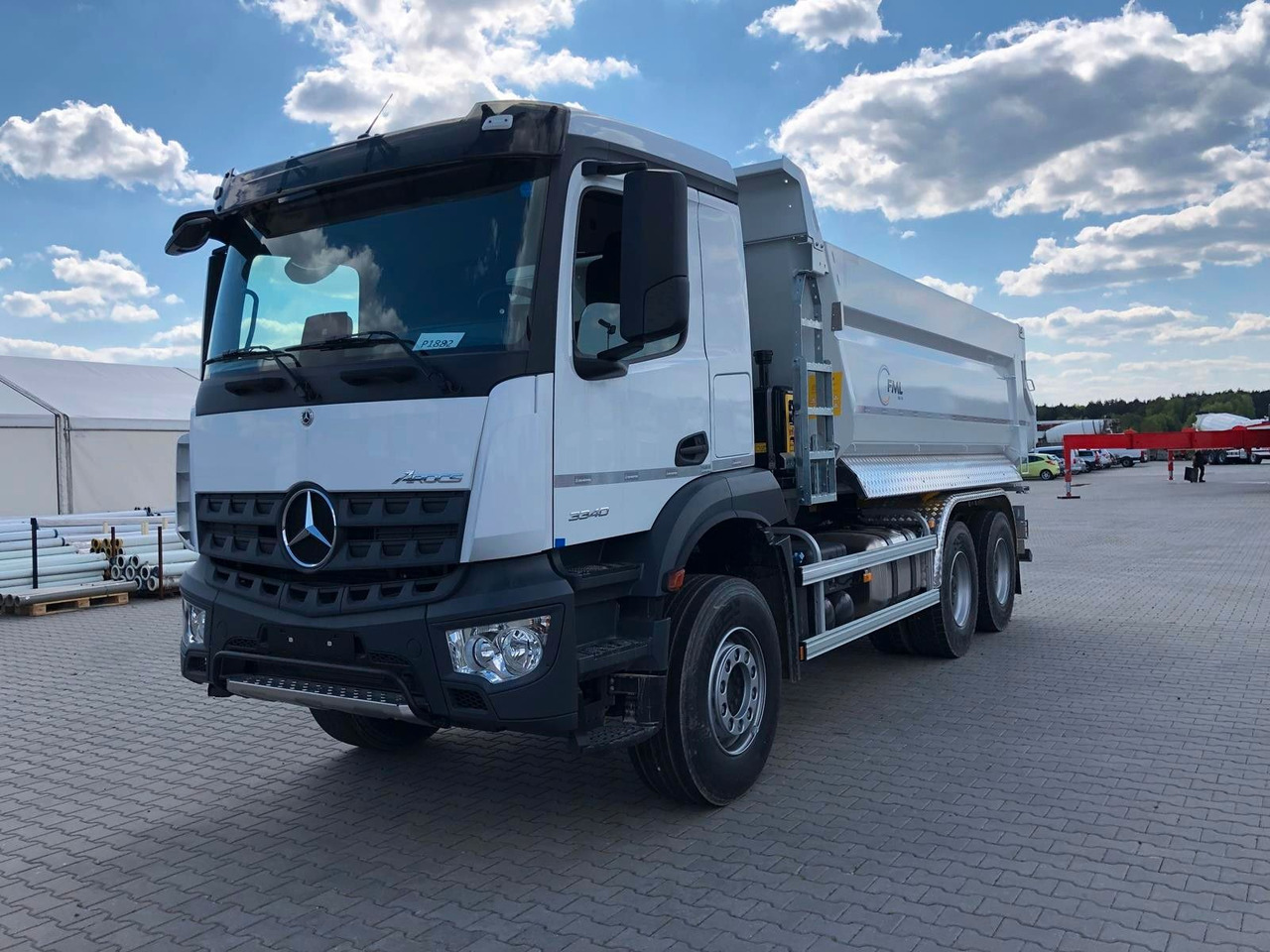 Mercedes-Benz AROCS 3340 6x4 FML KIPPPER HARDOX - Camion benne: photos 2 Mercedes-Benz AROCS 3340 6x4 FML KIPPPER HARDOX - Camion benne: photos 2