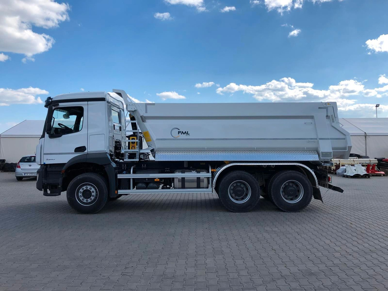 Mercedes-Benz AROCS 3340 6x4 FML KIPPPER HARDOX - Camion benne: photos 4 Mercedes-Benz AROCS 3340 6x4 FML KIPPPER HARDOX - Camion benne: photos 4