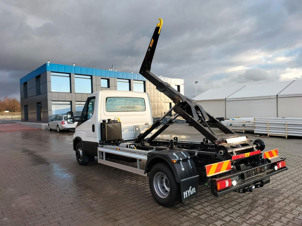 Iveco 70C18H Abrollkipper HYVA HKS-5 - Véhicule utilitaire, Camion ampliroll: photos 3 Iveco 70C18H Abrollkipper HYVA HKS-5 - Véhicule utilitaire, Camion ampliroll: photos 3