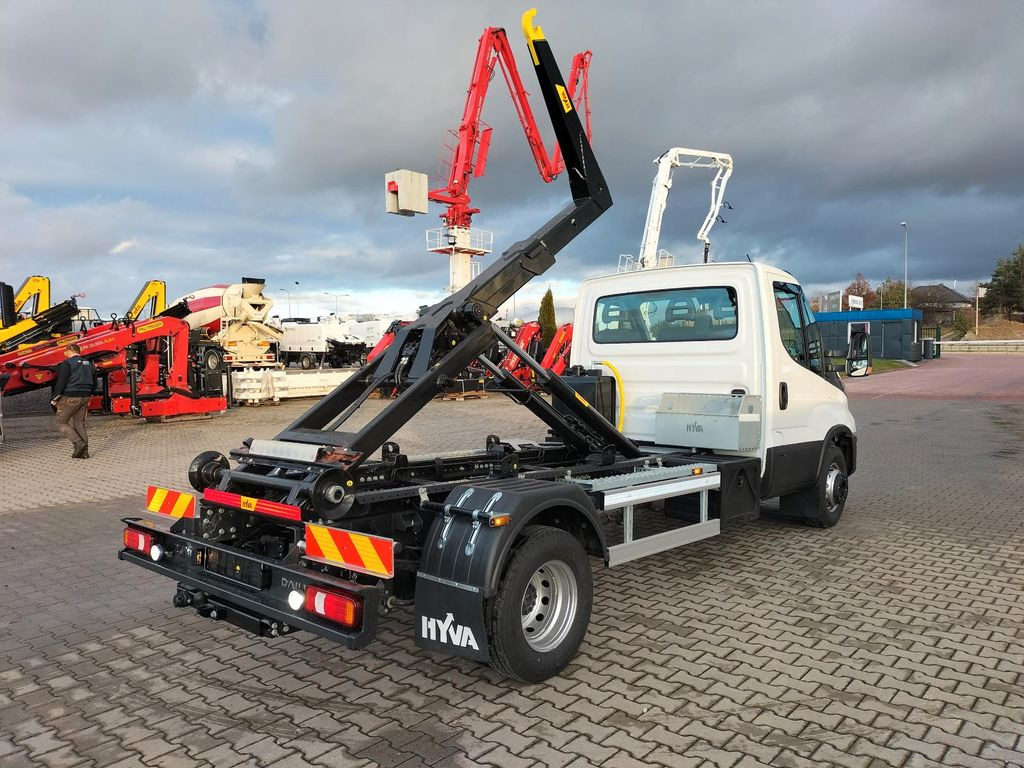 Iveco 70C18H Abrollkipper HYVA HKS-5 - Véhicule utilitaire, Camion ampliroll: photos 4 Iveco 70C18H Abrollkipper HYVA HKS-5 - Véhicule utilitaire, Camion ampliroll: photos 4