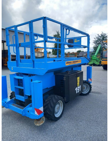 Genie GS 3369 RT - Nacelle ciseaux: photos 2 Genie GS 3369 RT - Nacelle ciseaux: photos 2