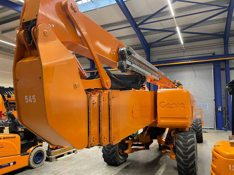 Genie Z 135/70 - Nacelle articulée: photos 4 Genie Z 135/70 - Nacelle articulée: photos 4