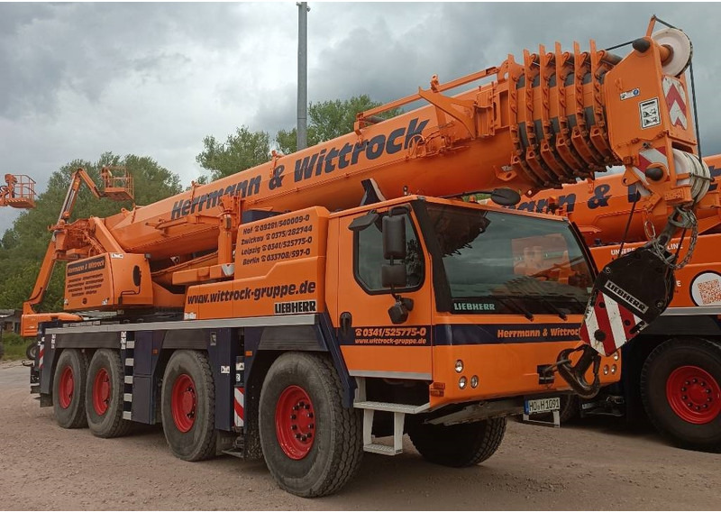 Liebherr LTM 1090-4.2 - Grue tout-terrain: photos 1 Liebherr LTM 1090-4.2 - Grue tout-terrain: photos 1